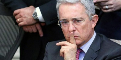Colombie: le puissant ex-président Uribe assigné à résidence 1