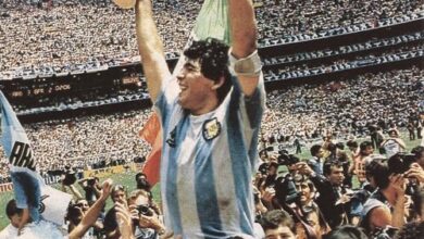 L'ancien footballeur argentin Diego Maradona est mort, annonce la presse argentine. 2