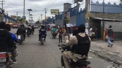 Les "Fantômes 509" défilent à Port-au-Prince le jour des morts 9