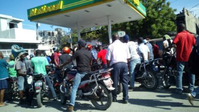 Port-au-Prince : Embouteillage dans les pompes à essence, la crise du carburant persiste 4