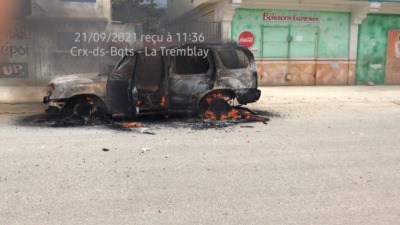 Croix-des-Bouquets: Incendie de véhicules, tirs nourris, les gangs de «400 mawozo» en action 1