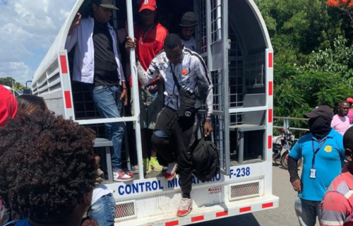 Migration : 1400 Haïtiens déportés à la frontière de Ouanaminthe en 24 heures 1