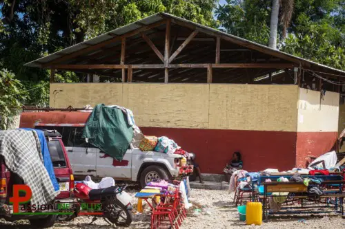 Les conditions de vie des déplacés de Carrefour-Feuilles dans les abris écœurent ! 3