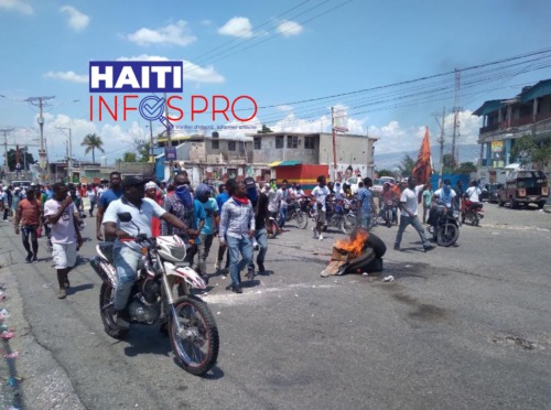 Haïti-Manifestation : le peuple a boudé EDE ! 1