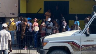 Port-au-Prince : longues files d'attente devant les maisons de transfert, la détresse financière des Haïtiens confirmée 4